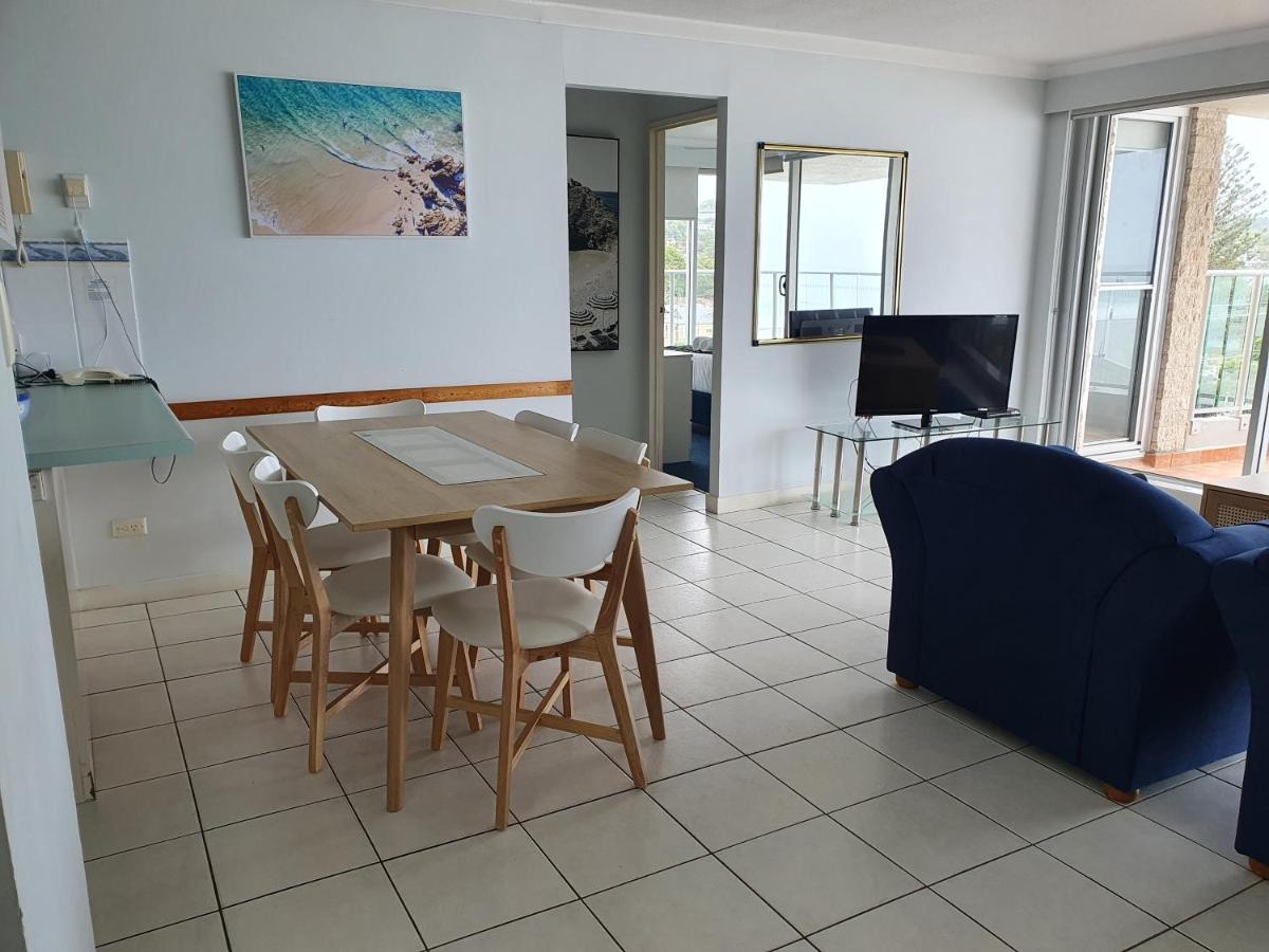 Pacific Surf Absolute Beachfront Apartments Gold Coast Exterior foto