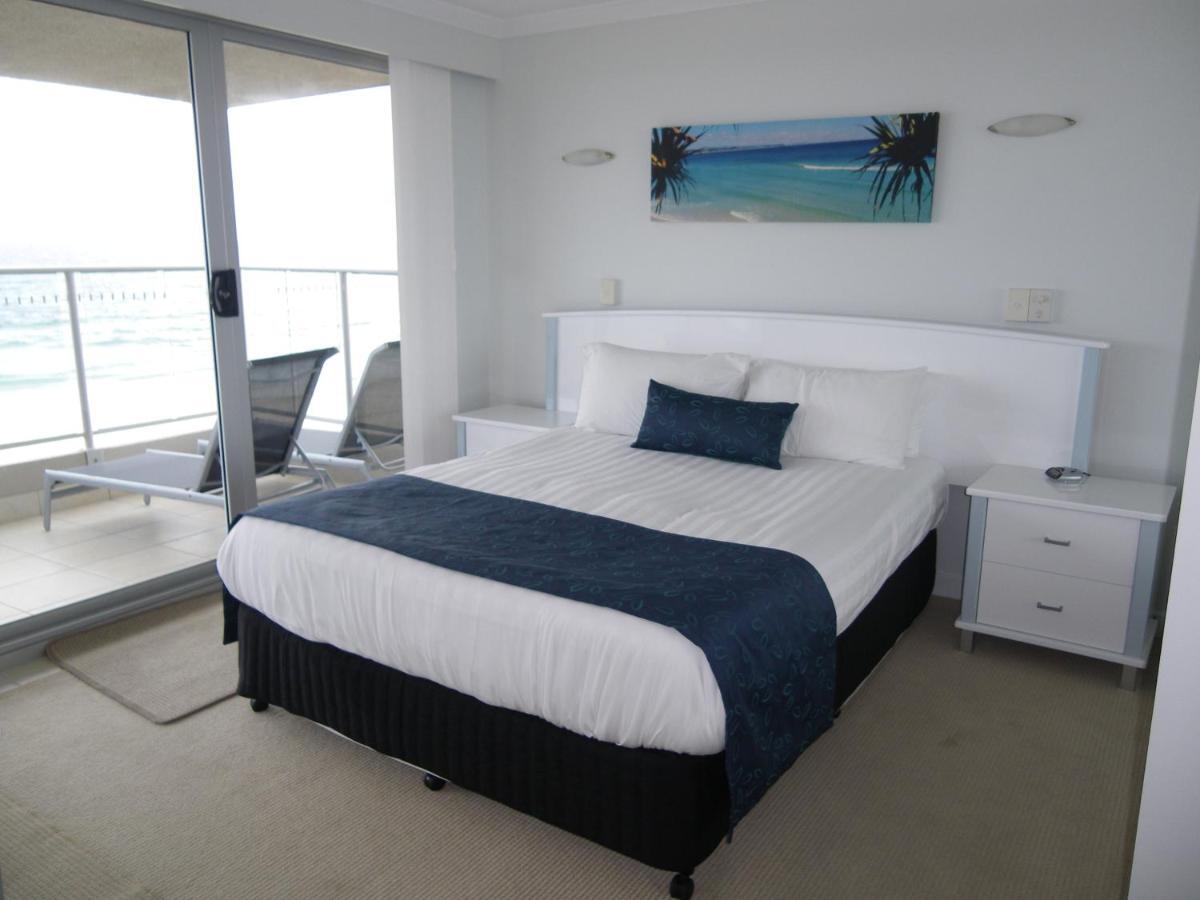 Pacific Surf Absolute Beachfront Apartments Gold Coast Zimmer foto